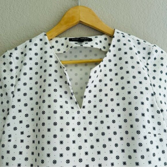 Banana Republic XS Polka Dot Peplum Top White Black Dot Modcore Cottage Chic - Picture 5 of 9